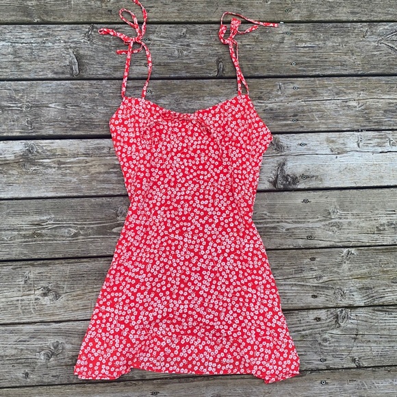 Red Floral Dress - Picture 2 of 4